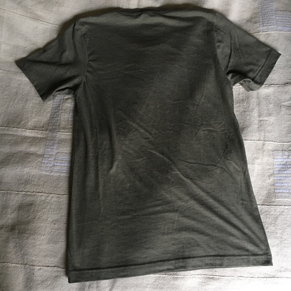 Bella Canvas olive green "Happy" graphic tee XS - Picture 3 of 7